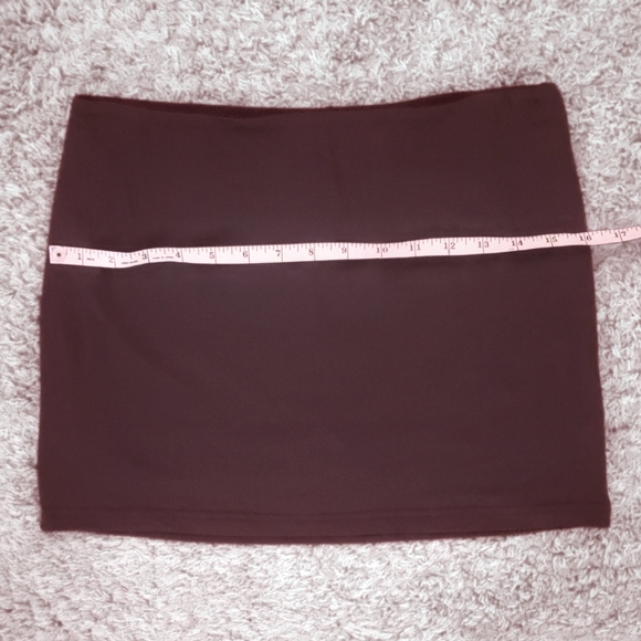 Mini Skirt - Picture 6 of 8